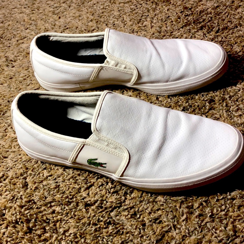 Lacoste Mens Gazon Limited Edition. Can't find any more in the market.